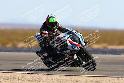 media/Feb-12-2022-SoCal Trackdays (Sat) [[3b21b94a56]]/Turn 11 Inside (155pm)/